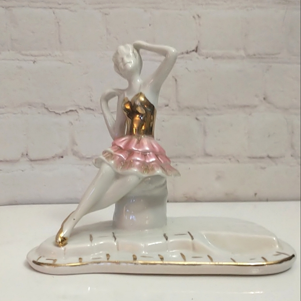 VINTAGE Capodimonte Dipinto a Mano Gold & Pink Porcelain Ballerina Figurine
